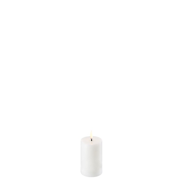 Uyuni LED Stumpenkerze, Nordic White, 5 x 7,5 cm