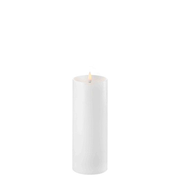 Uyuni LED Stumpenkerze, Nordic White, 7,8 x 20,3 cm, mit Einsenkung